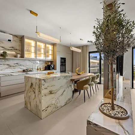 Olive Luxe Penthouse With Jacuzzi And Sea View *