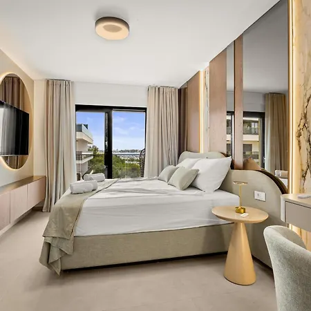 Olive Luxe Penthouse With Jacuzzi And Sea View דירה זאדאר